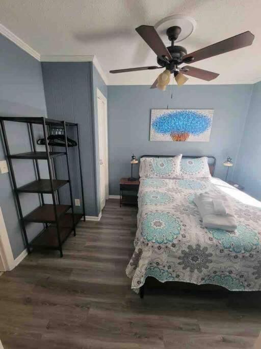 הילטון הד איילנד 2022 Renovated 2-Bdrm Cozy, Lovely Condo W/Parking! מראה חיצוני תמונה
