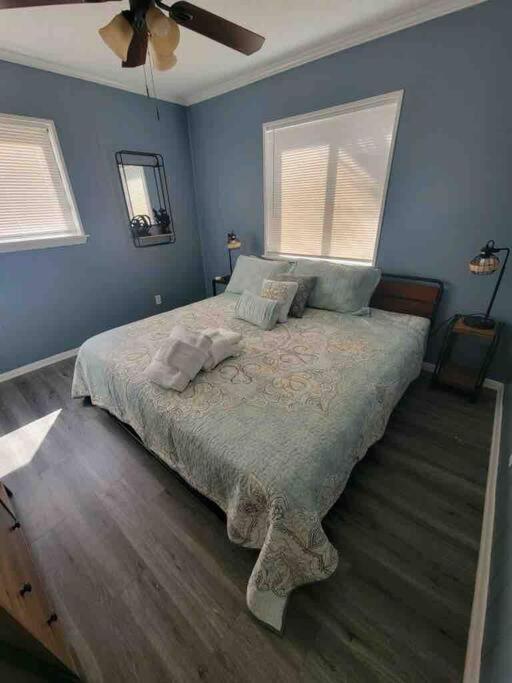 הילטון הד איילנד 2022 Renovated 2-Bdrm Cozy, Lovely Condo W/Parking! מראה חיצוני תמונה