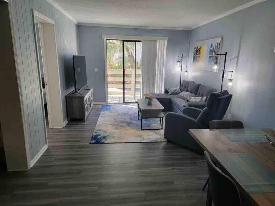 הילטון הד איילנד 2022 Renovated 2-Bdrm Cozy, Lovely Condo W/Parking! מראה חיצוני תמונה