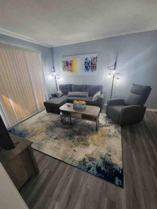 הילטון הד איילנד 2022 Renovated 2-Bdrm Cozy, Lovely Condo W/Parking! מראה חיצוני תמונה
