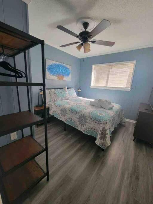הילטון הד איילנד 2022 Renovated 2-Bdrm Cozy, Lovely Condo W/Parking! מראה חיצוני תמונה